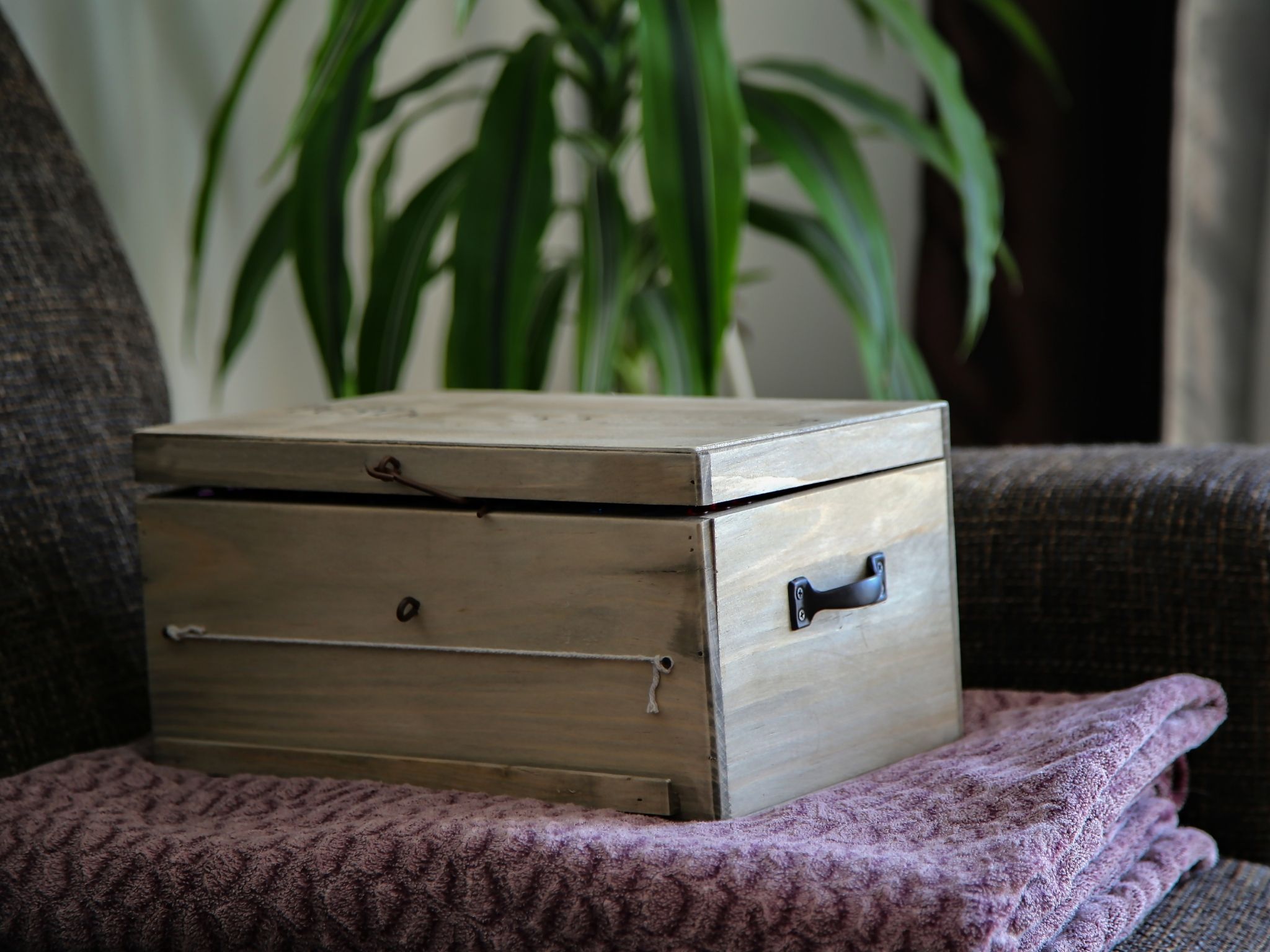 dřevěný úložný box